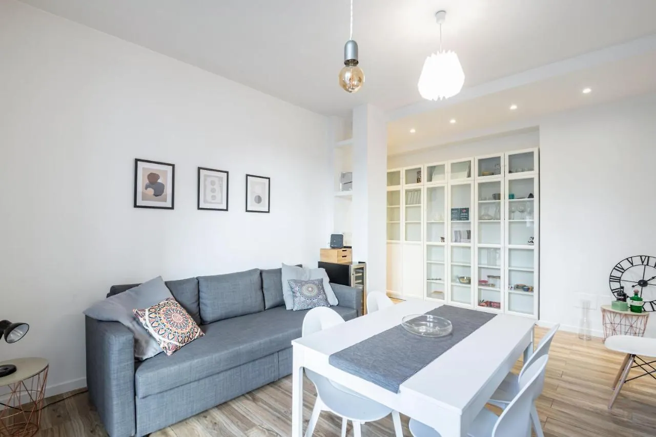 Apartment Easylife - Luminosa Oasi Di Relax A Porta Romana Milan Italy